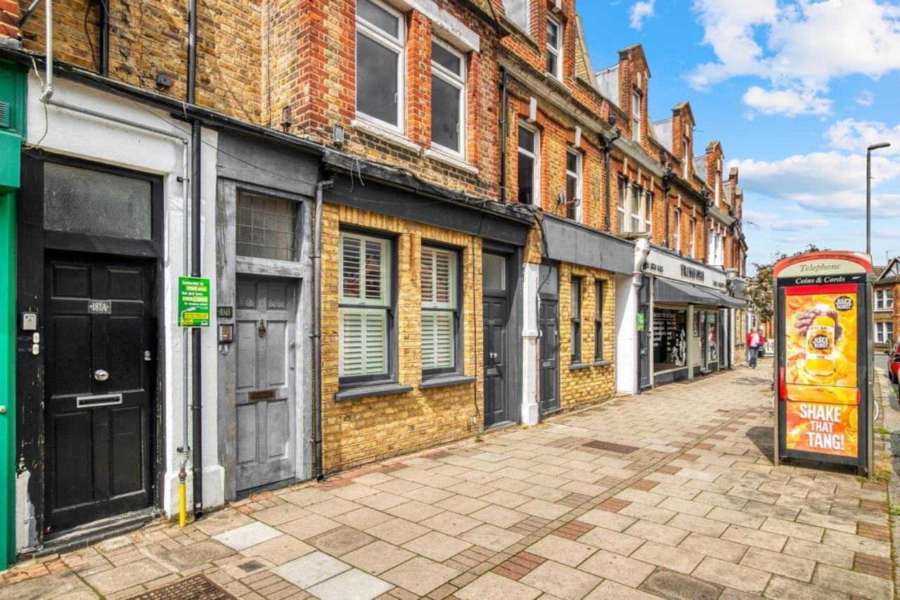 ロンドンLuxurious Hidden Gem In Wandsworthアパートメント エクステリア 写真